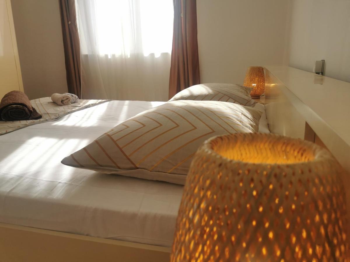 Lu&Lu Apartment Split Luaran gambar