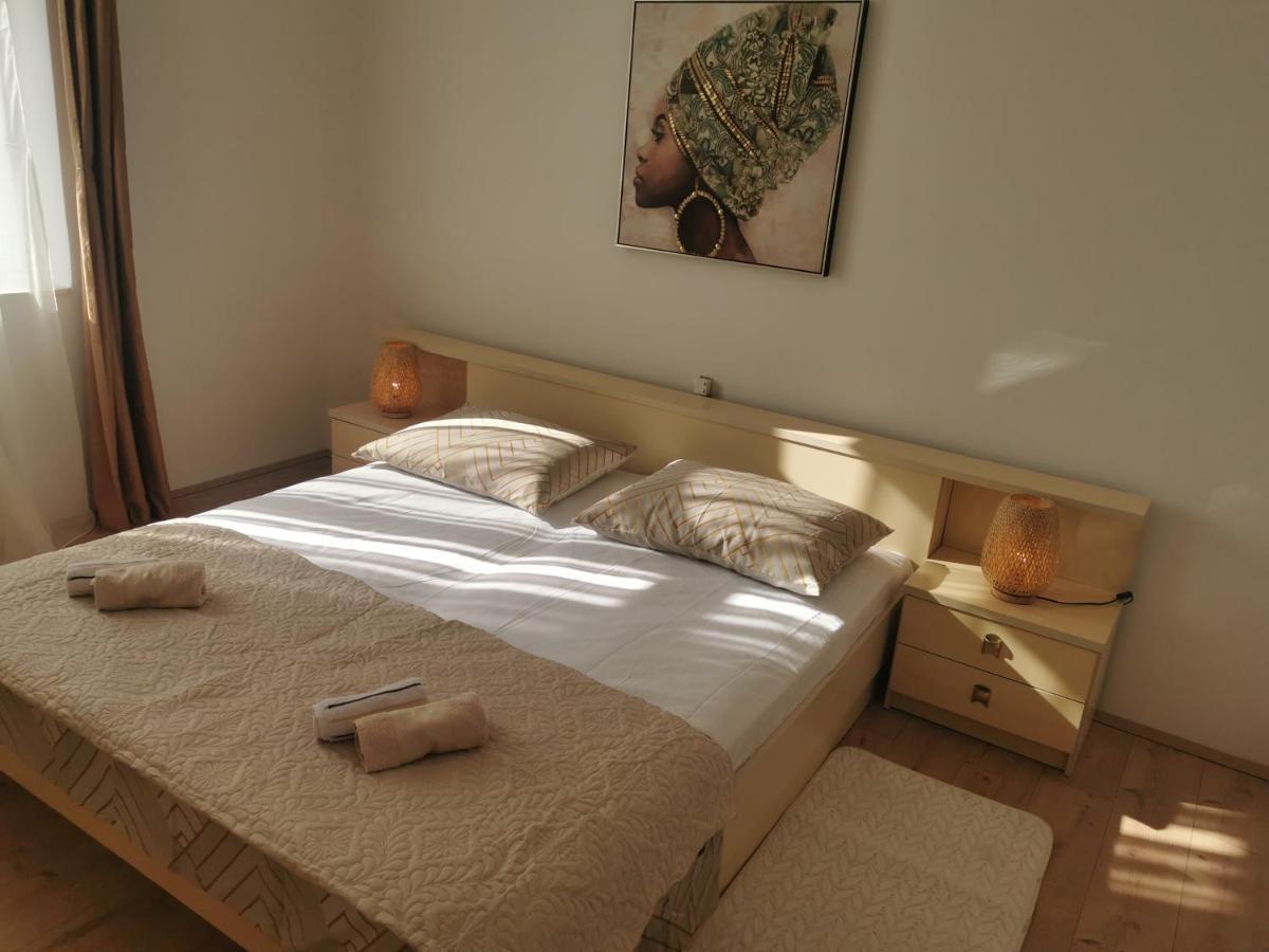 Lu&Lu Apartment Split Luaran gambar